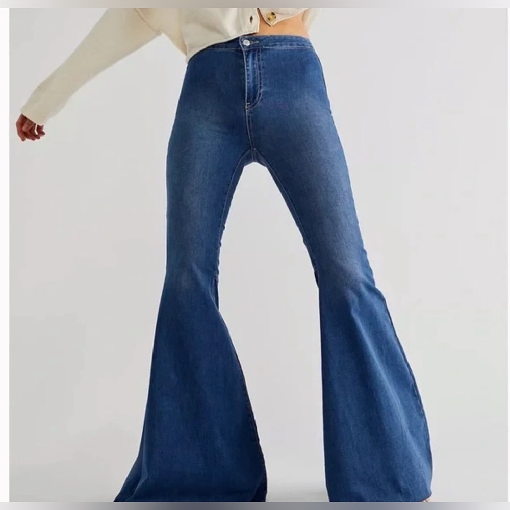 Just Float On Flare Jeans - Picture 2 of 7